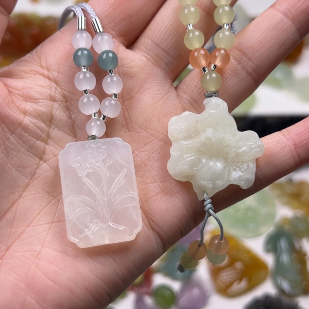 蛇纹石玉未镶嵌颈饰