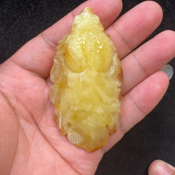 蜜蜡未镶嵌珠宝奇石