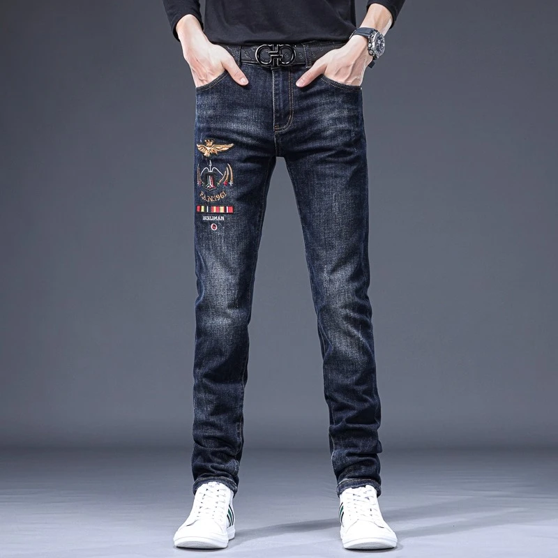 欧货深蓝色牛仔裤男2025秋冬新款刺绣修身小脚弹力休闲男士裤子潮