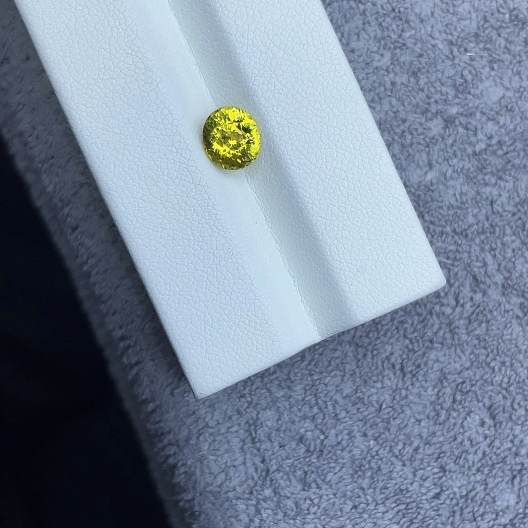 石榴石未镶嵌裸石1.8Ct马里