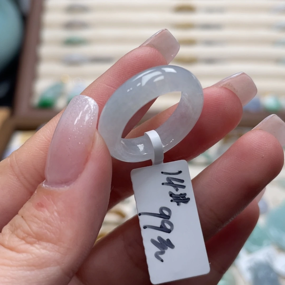 翡翠未镶嵌戒圈a25港圈14白月光