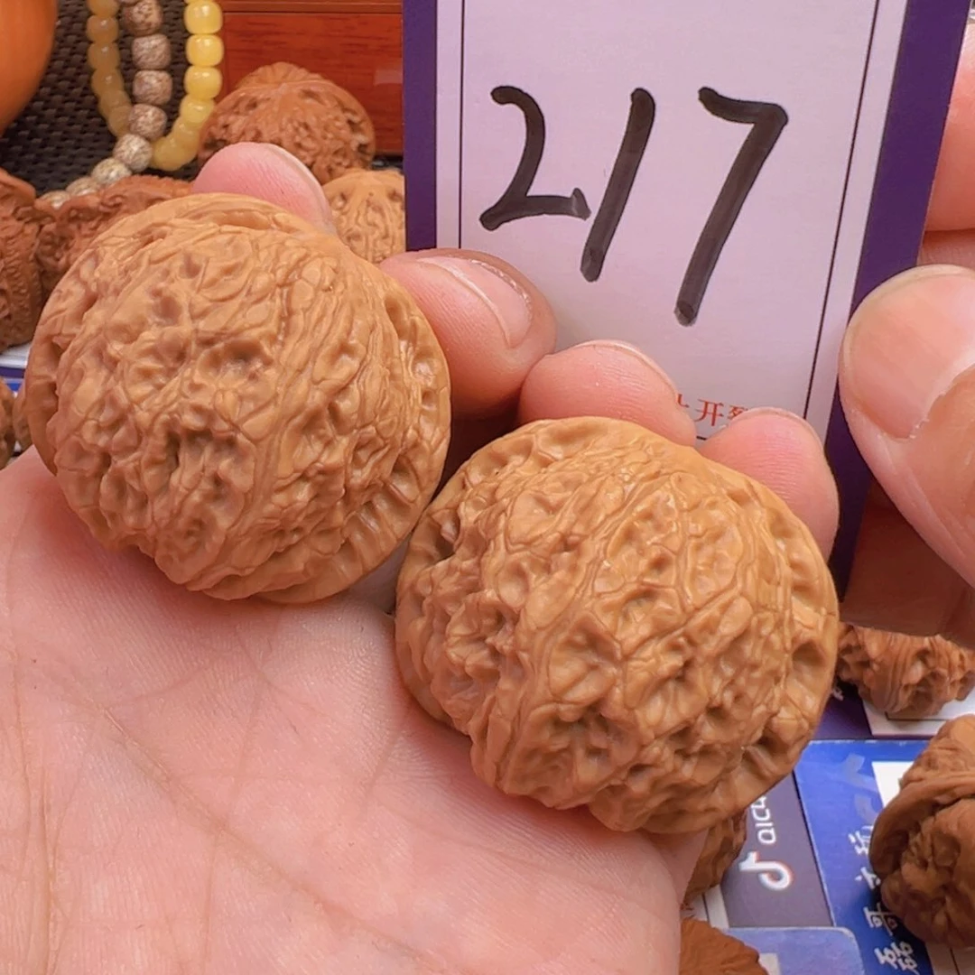 文玩核桃把件乾隆磨38.5尺寸217号