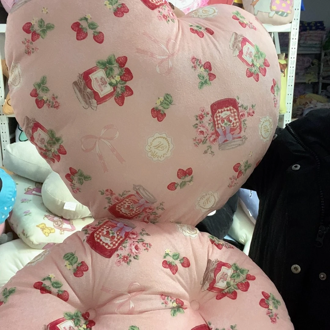 2个。  微瑕垫子。