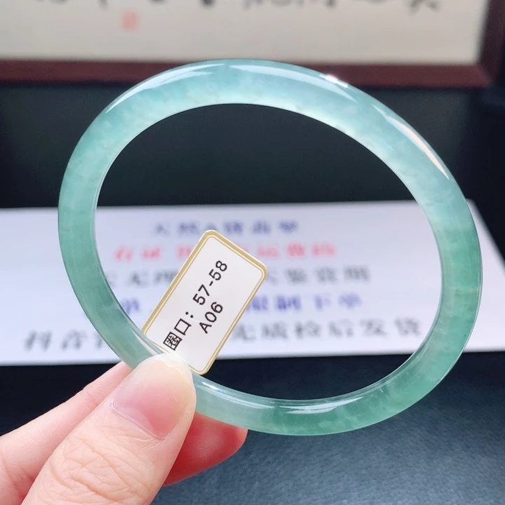 翡翠未镶嵌手镯翡翠手镯49