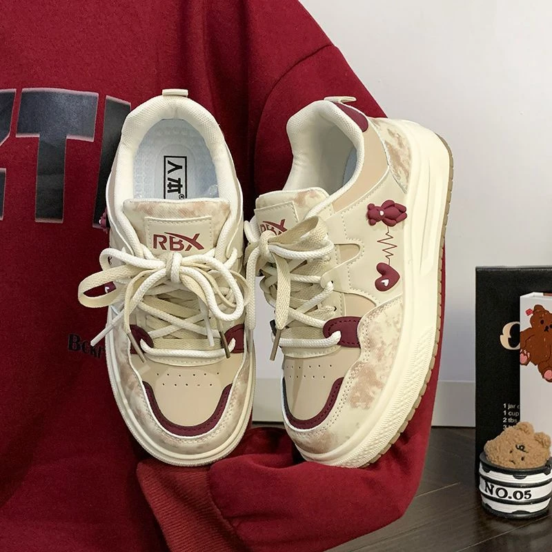 人本女鞋多巴胺爱心小熊原创小白鞋新款韩版潮流校园风百搭板鞋子