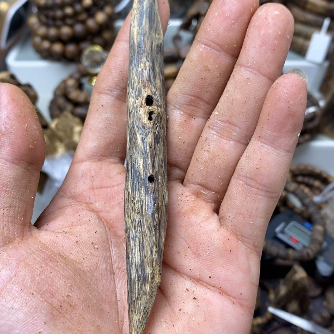 沉香沉香碎屑天然虫7.4克