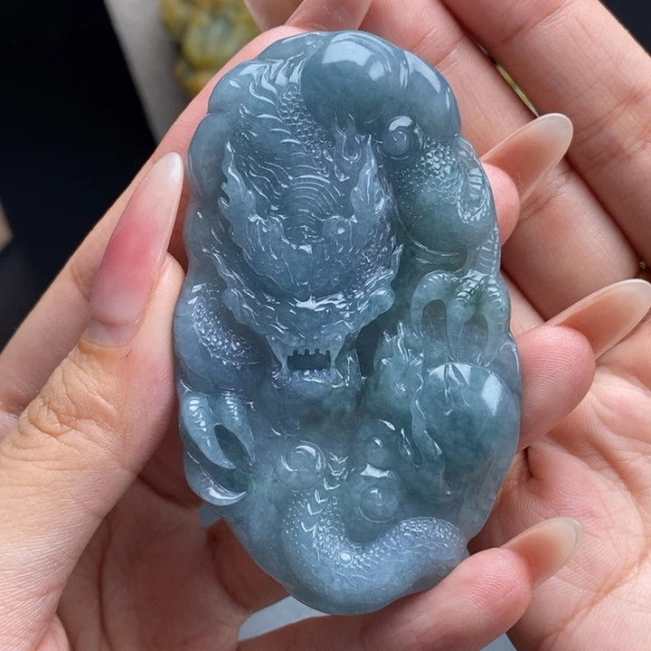 定制翡翠未镶嵌龙牌