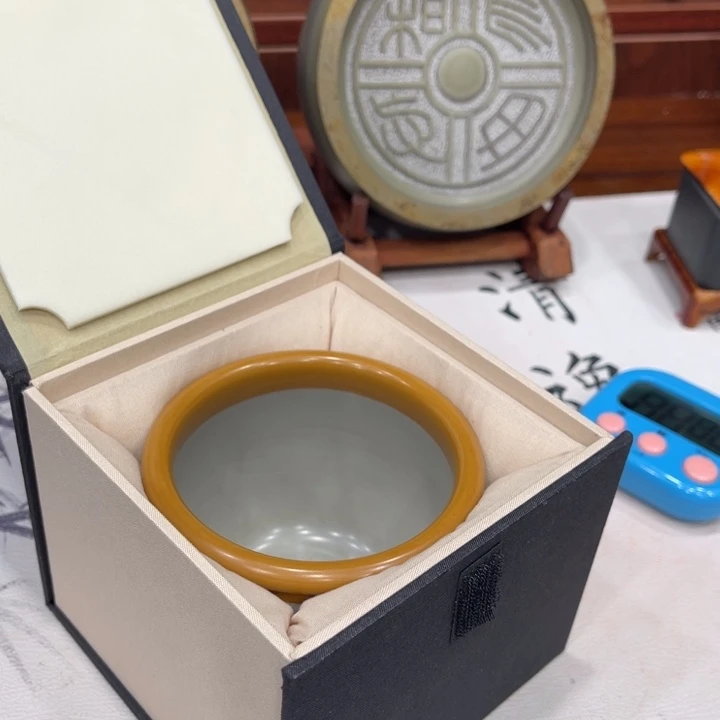 正**渊金宝玉松花砚