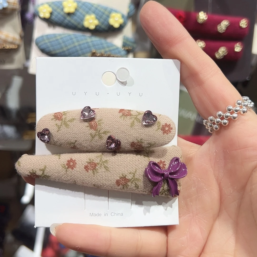 皮质铁合金小碎花爱心钻对夹