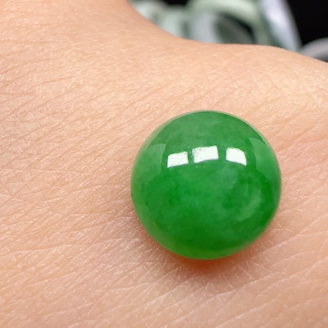 翡翠未镶嵌耳饰蛋面