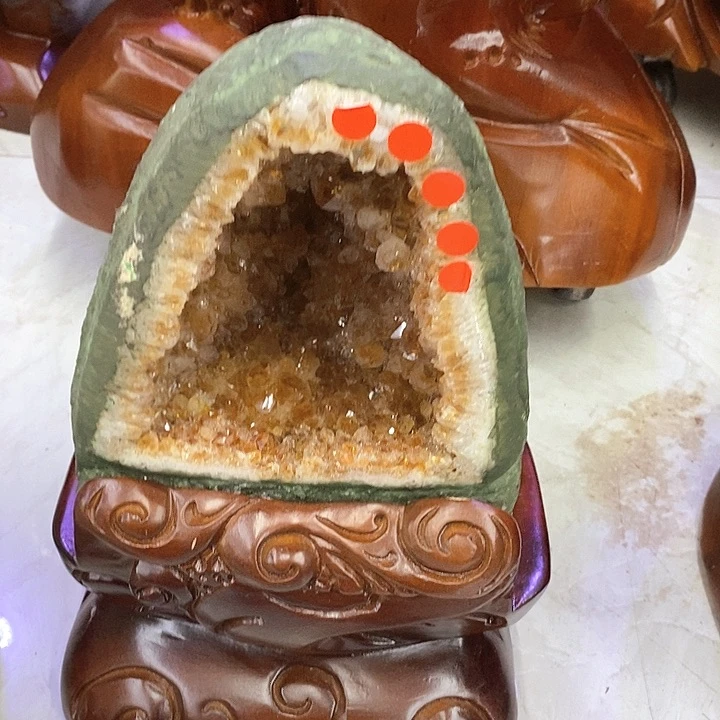 莫***娜未镶嵌水晶大型摆件（非配饰）