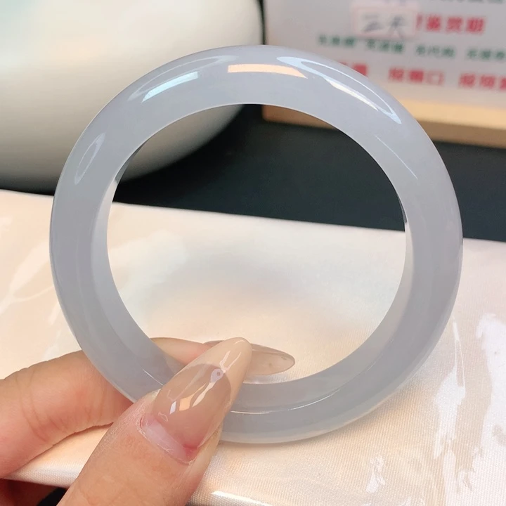 未镶嵌手镯翡翠37