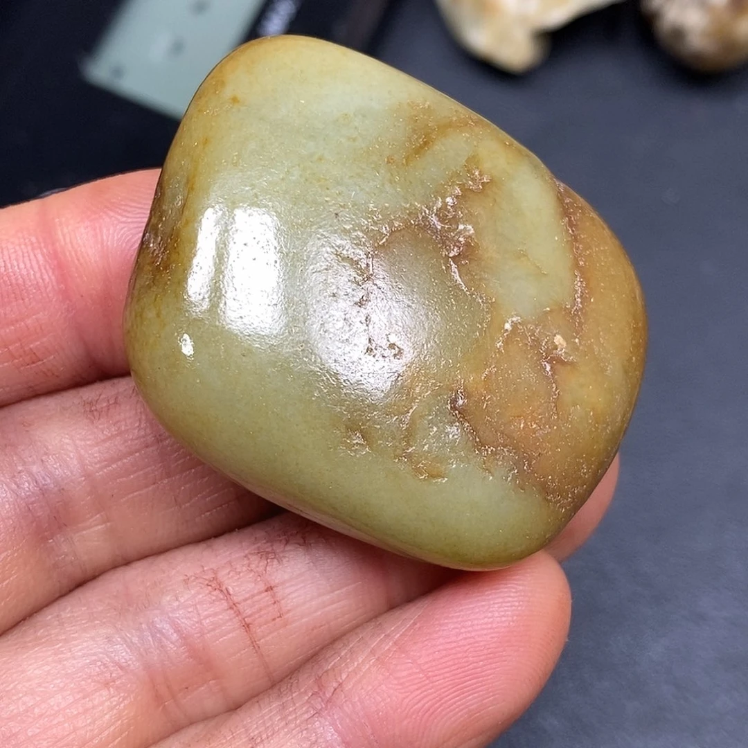 和田玉未镶嵌珠宝奇石