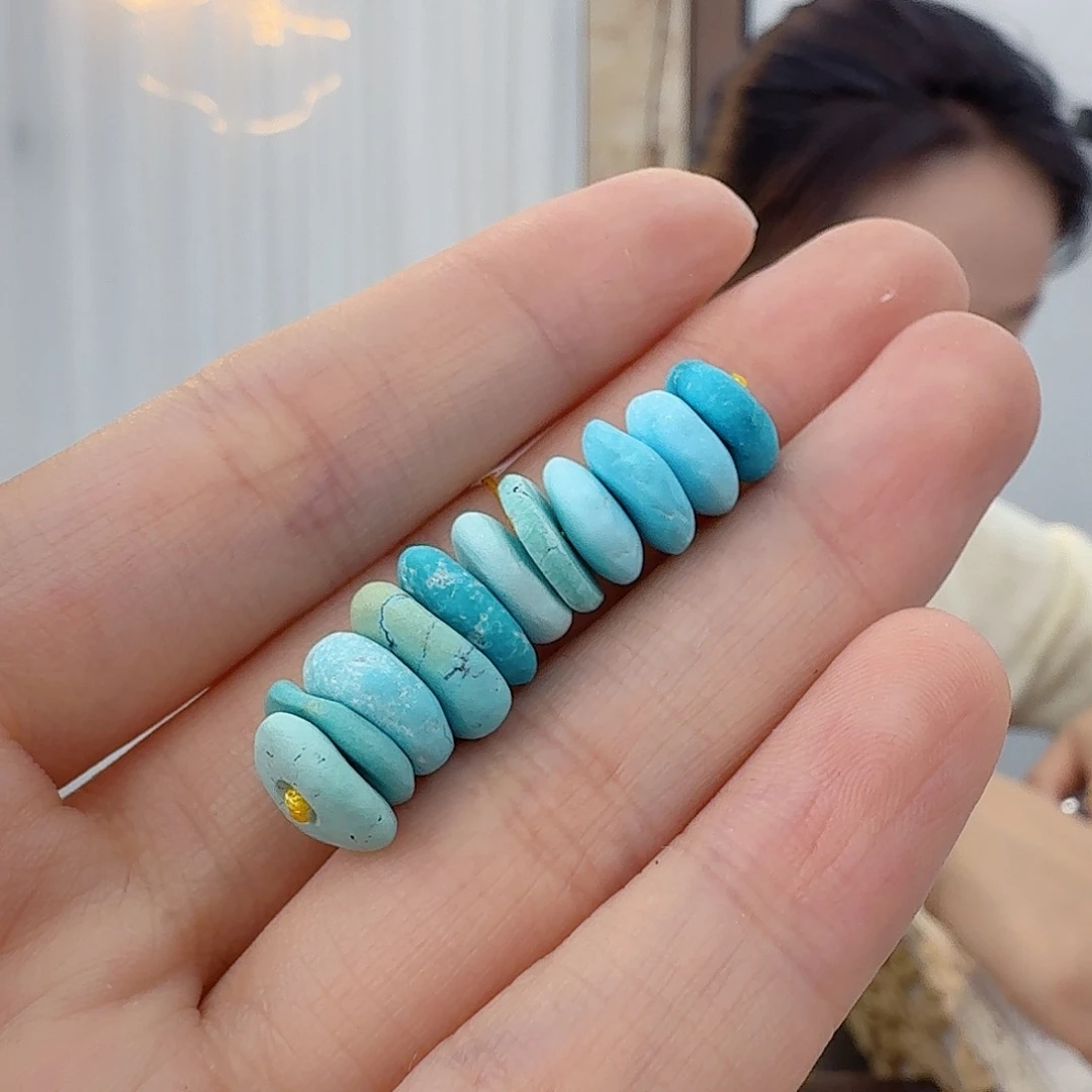 绿松石未镶嵌珠宝奇石