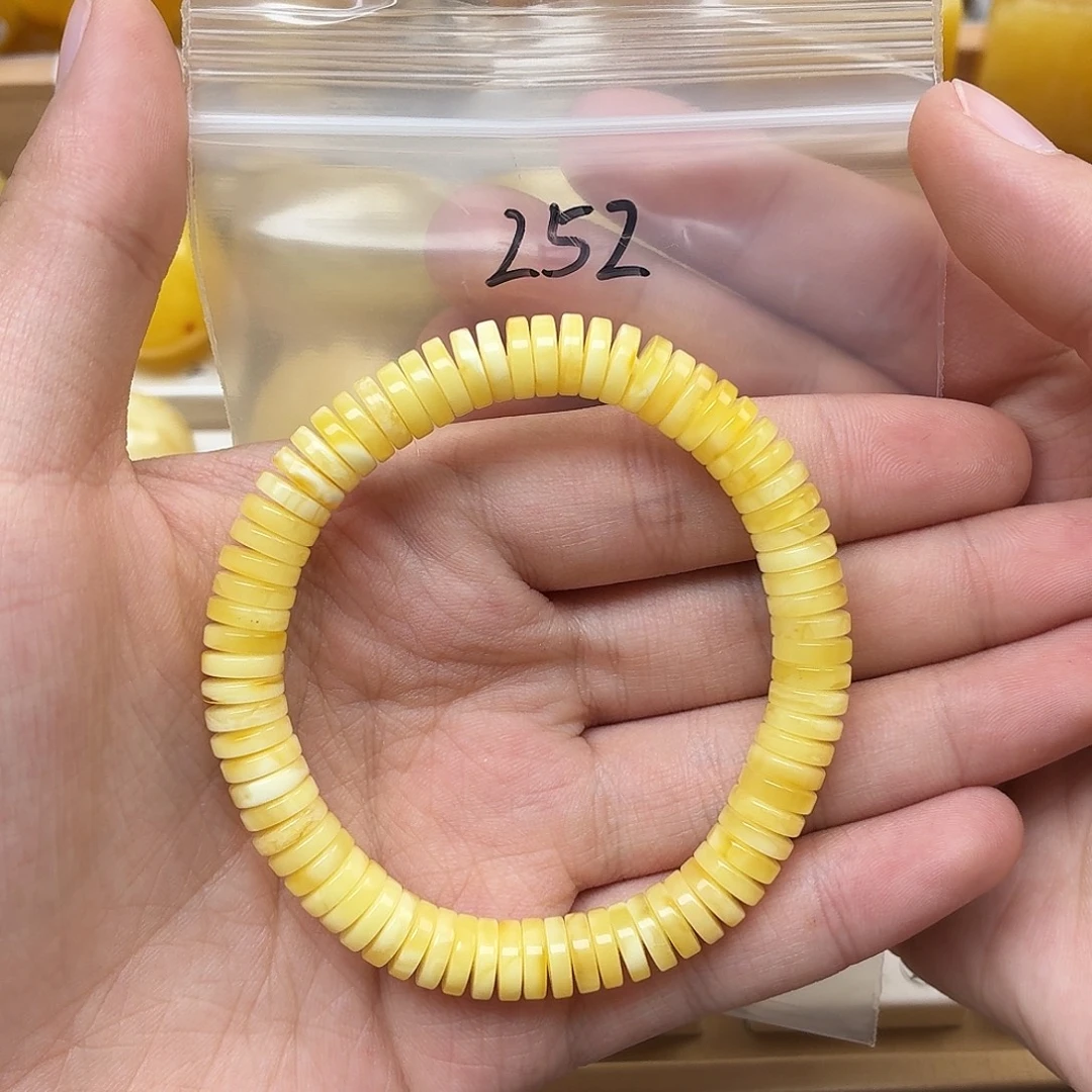 缘***好蜜蜡未镶嵌裸石蜜蜡