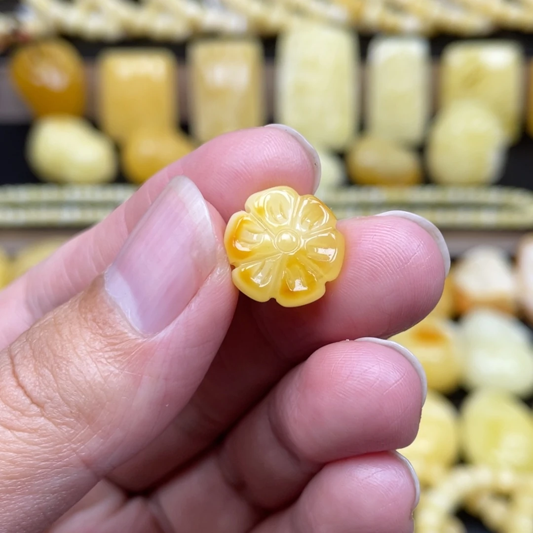 琥珀未镶嵌裸石琥珀蜜蜡