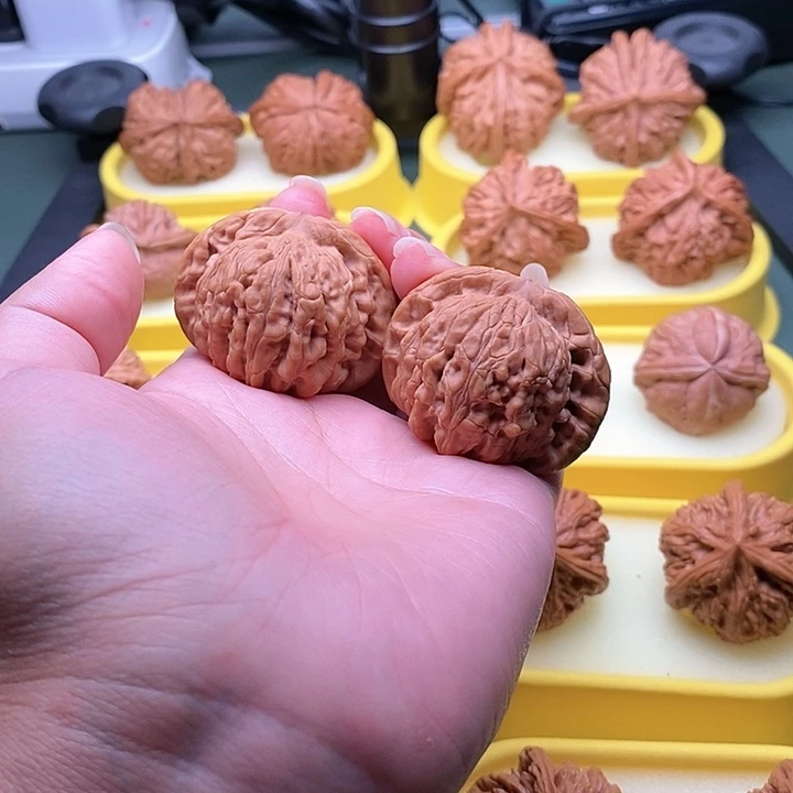 文玩核桃吊坠普**圆