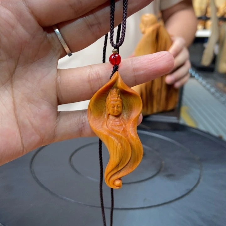柏木（崖柏）手把件