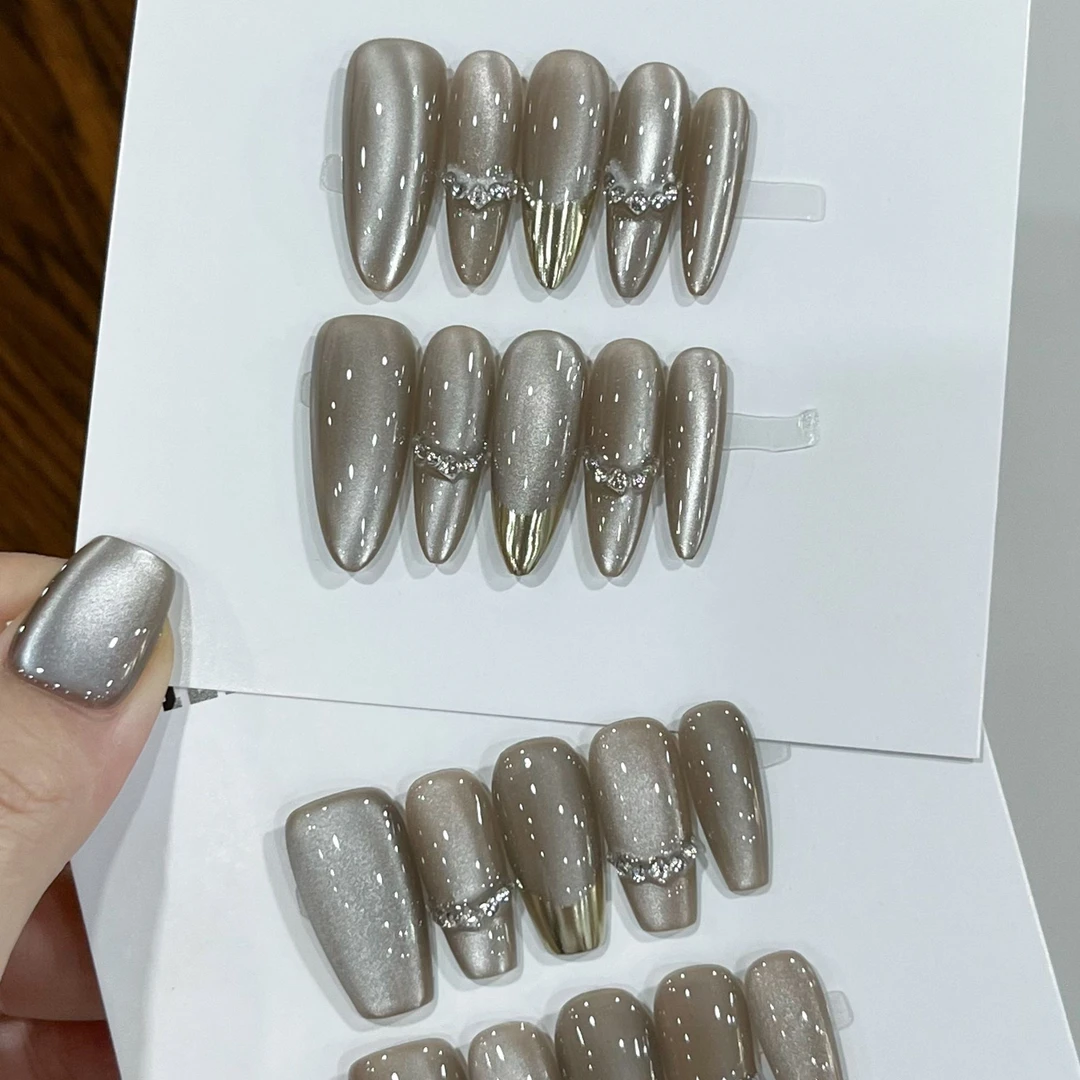 幻银猫眼奶茶纯手工设计穿戴甲中长款显白美甲可拆卸成品甲片指甲