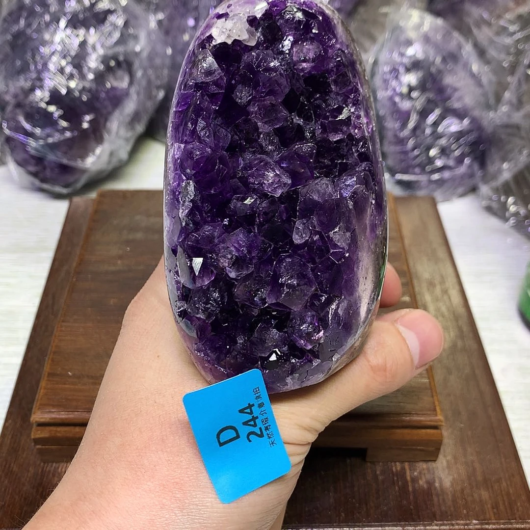紫晶大型摆件（非配饰）未镶嵌