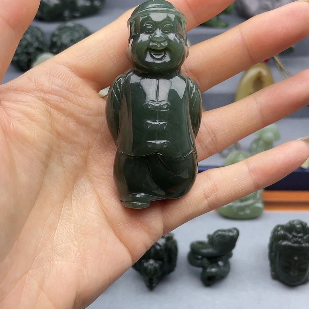 和田玉未镶嵌把件