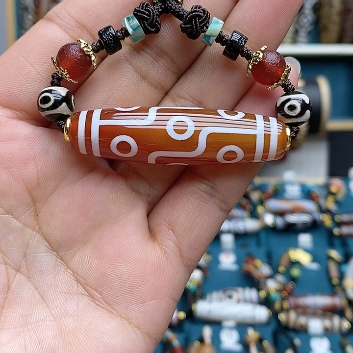 玛瑙/玉髓颈饰合金