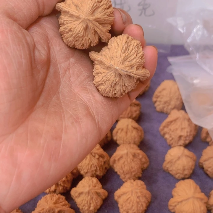 文玩核桃吊坠37密纹一个小磕碰