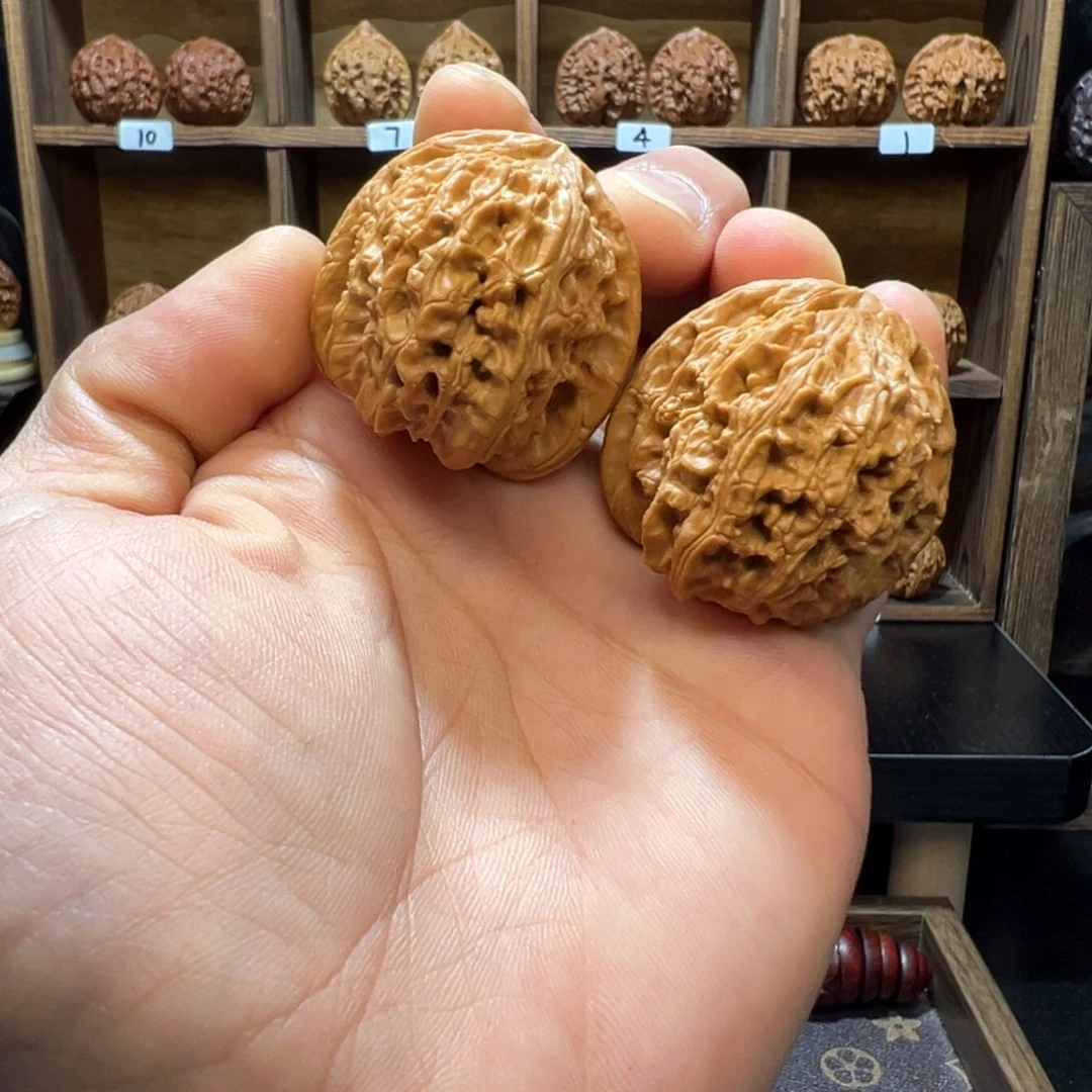 吊坠文玩核桃白狮子