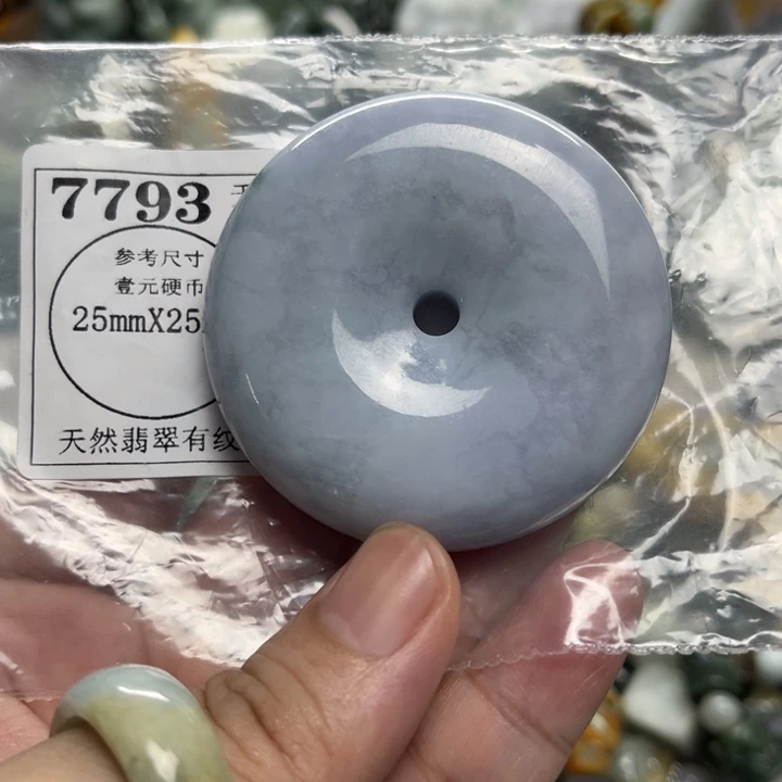 翡翠未镶嵌颈饰7793