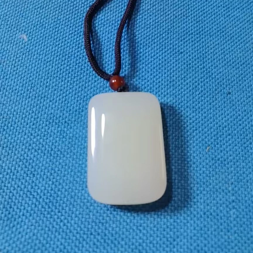 001--新人福利价！新疆精品老料青白25/38/10mm无事牌！