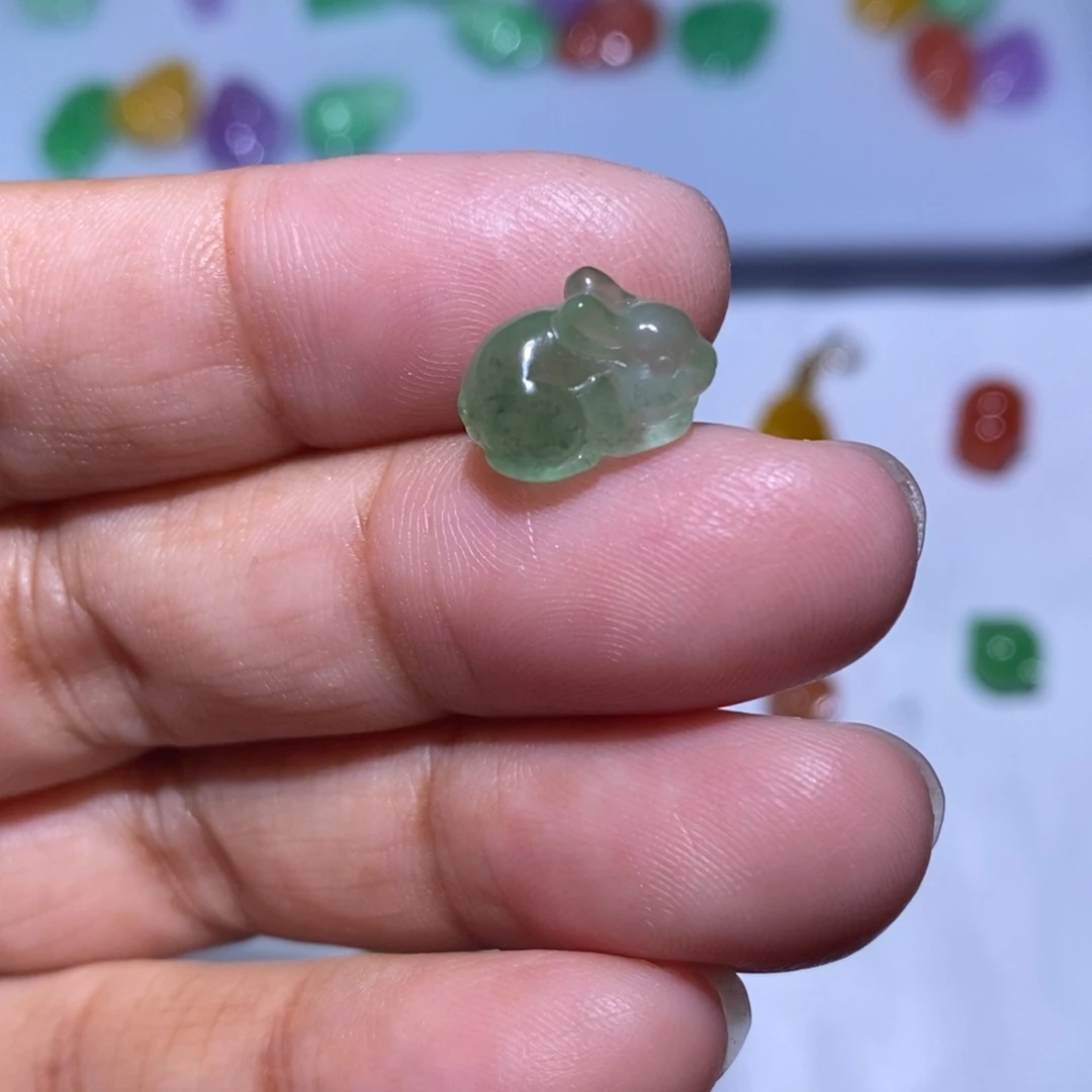 颈饰未镶嵌翡翠3