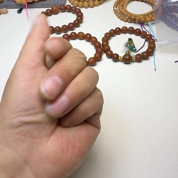 猴头核桃吊坠猴头元宝