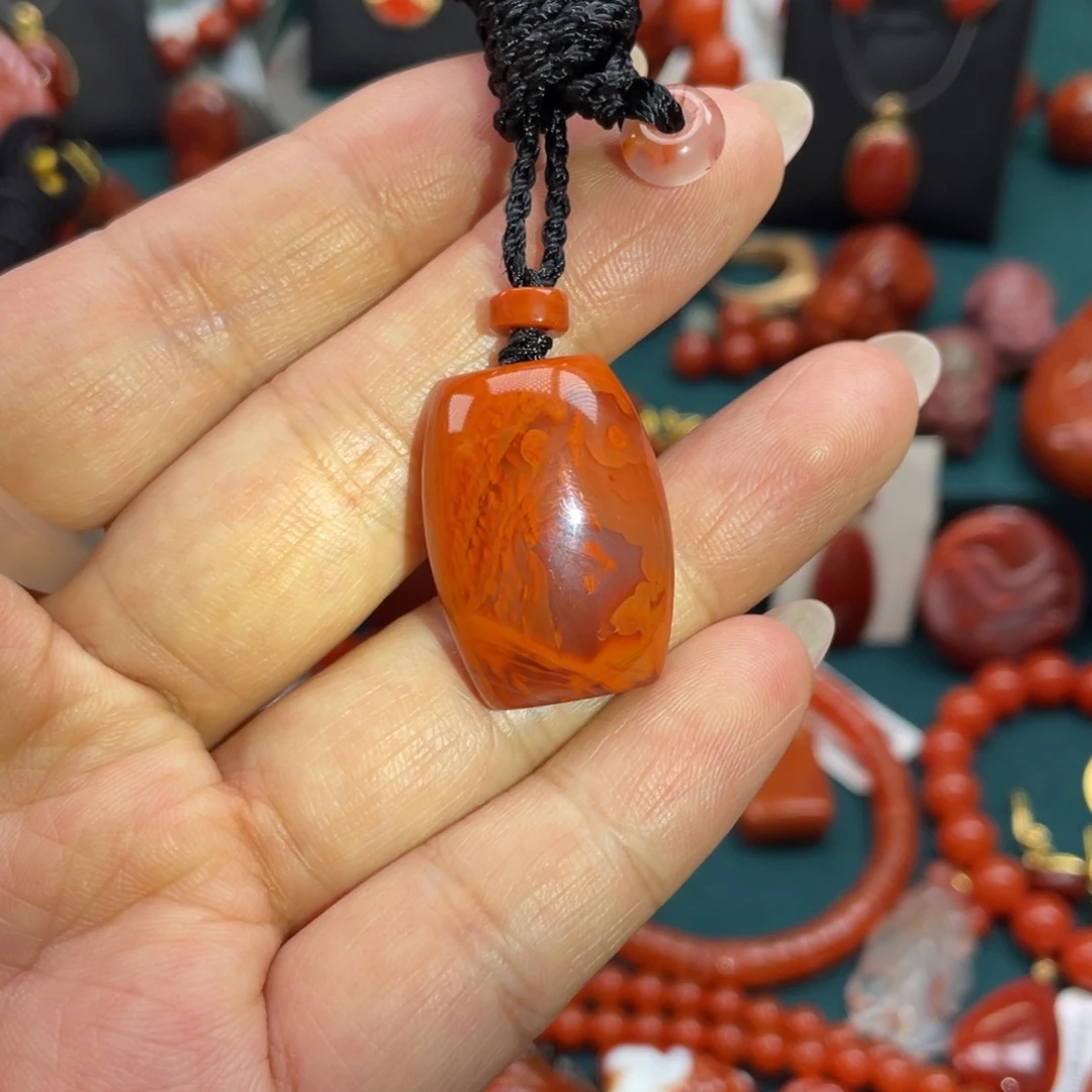 南红玛瑙未镶嵌开播福利川料南红火焰意境无事牌吊坠