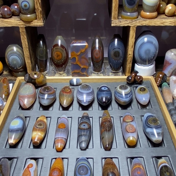 海****玛瑙/玉髓未镶嵌珠宝半成品