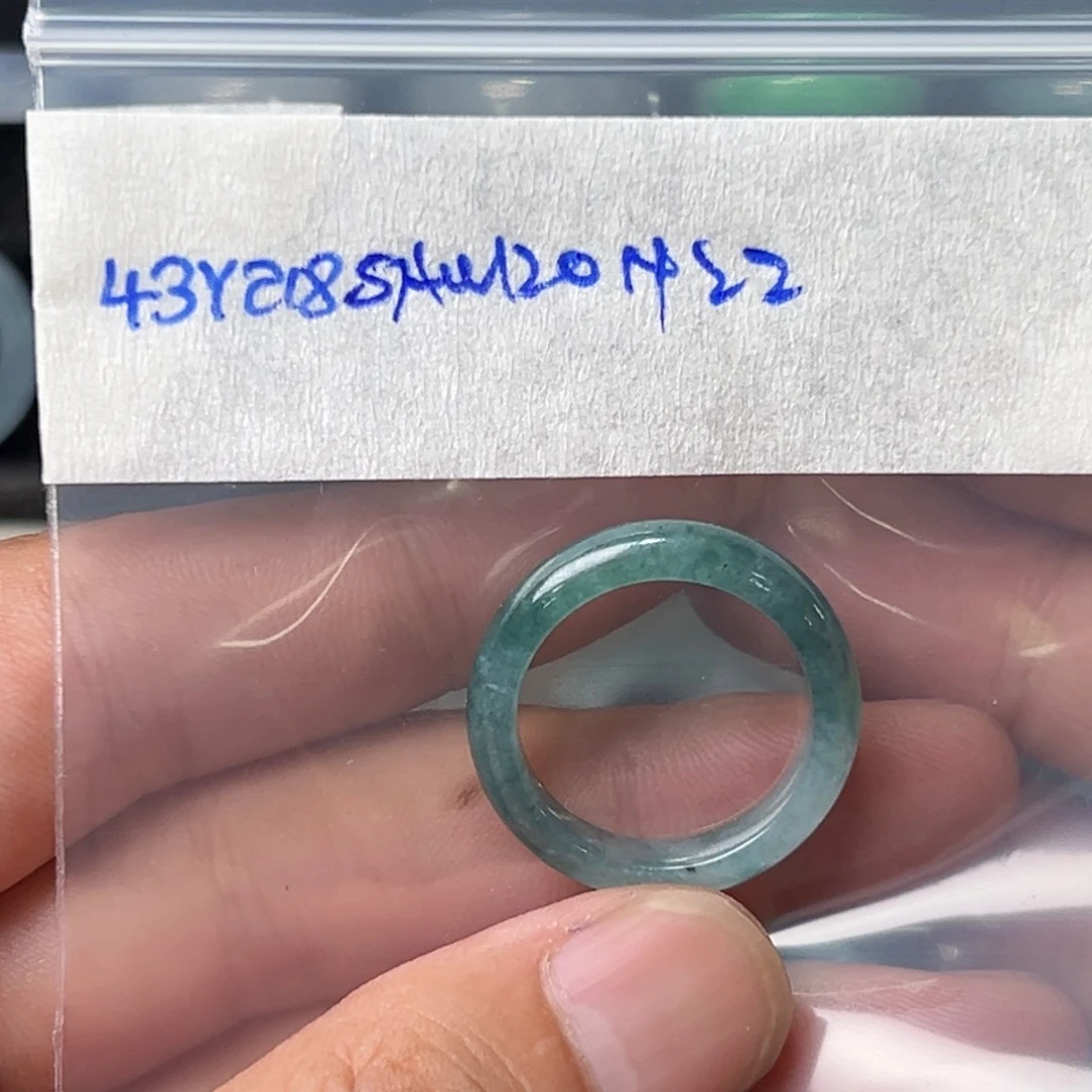 定制翡翠未镶嵌S**s戒