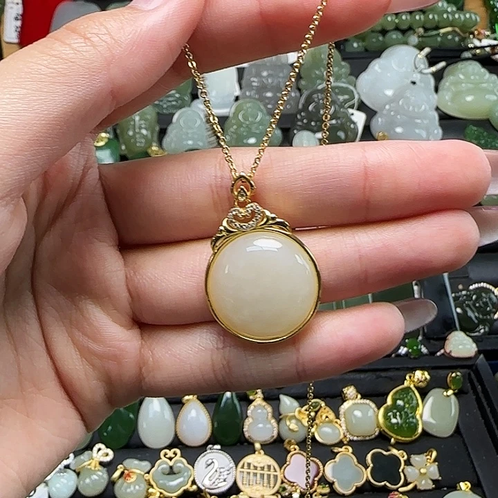 和田玉银S925镶嵌吊坠(赠链)