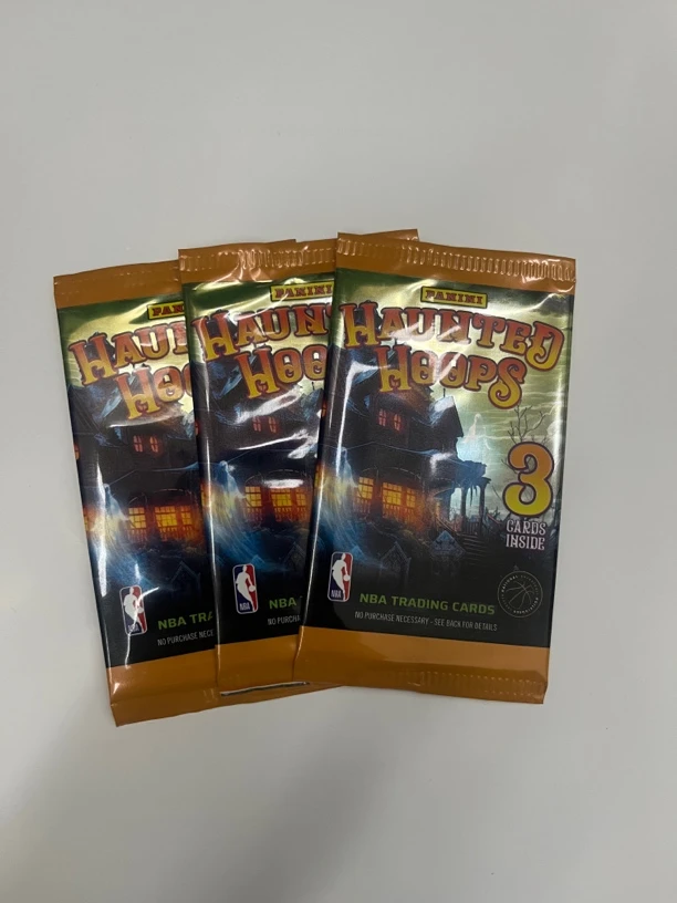 23-22 万圣节 HOOPS 精美球星base卡一张（默认代拆 附赠卡密）