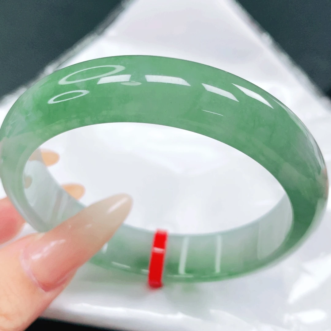 翡翠未镶嵌手镯57.58