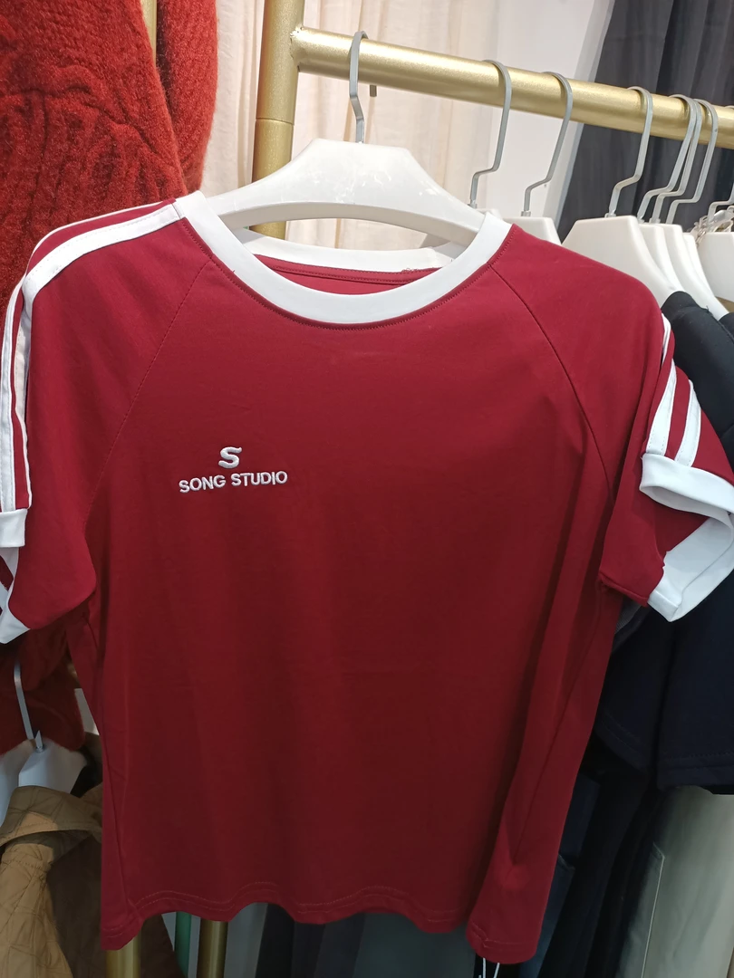 年轻透气轻便时尚百搭运动上衣t恤