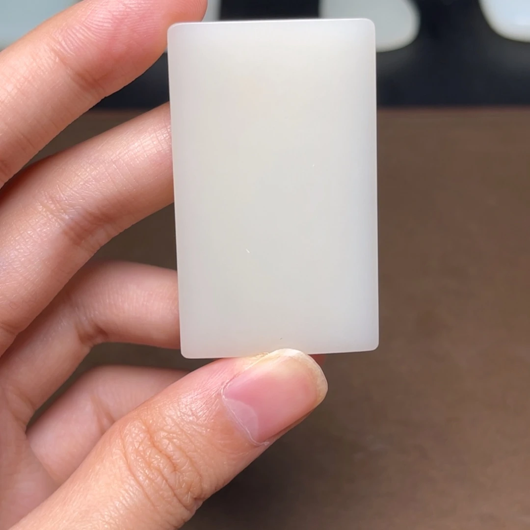 颈饰未镶嵌和田玉630带包容