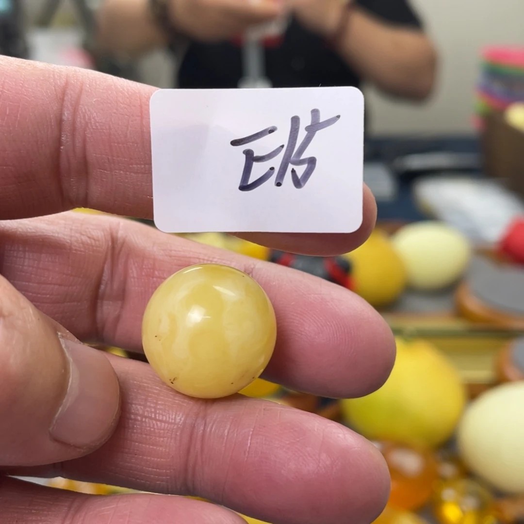 手链琥珀未镶嵌多样性发，发其中一件