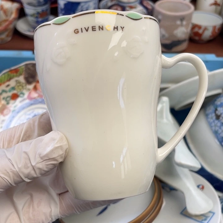 陶他家瓷器真美…开播了