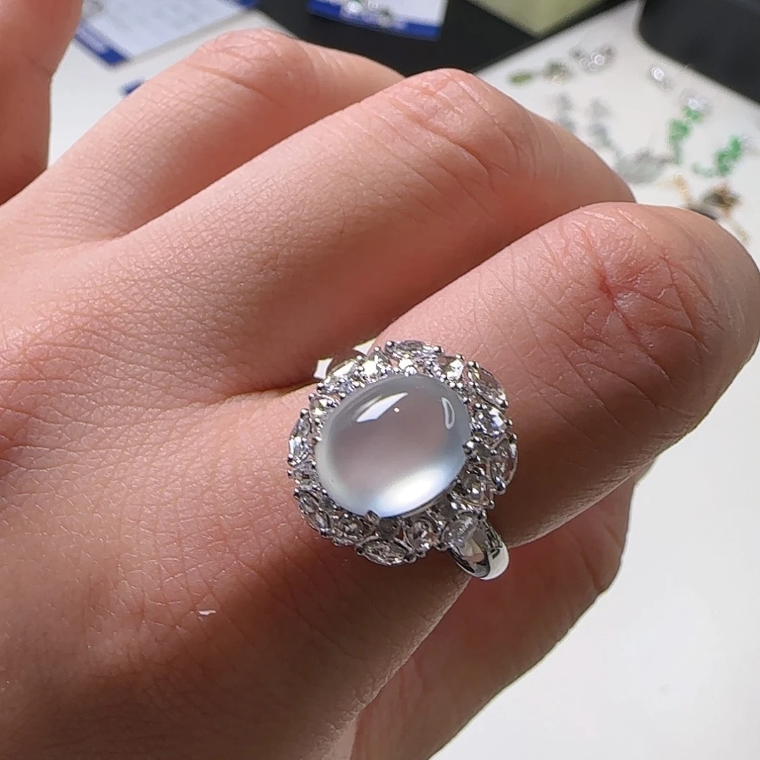 翡翠18K金镶嵌戒指天然翡翠