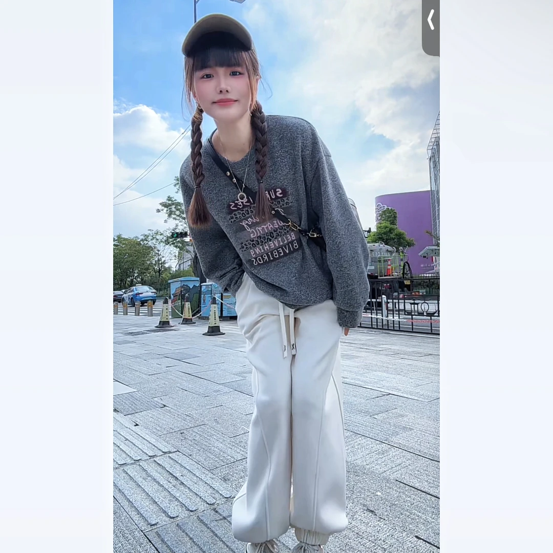 【YL严选】2025秋季新款简约长袖时尚宽松显瘦圆领字母刺绣百搭卫衣