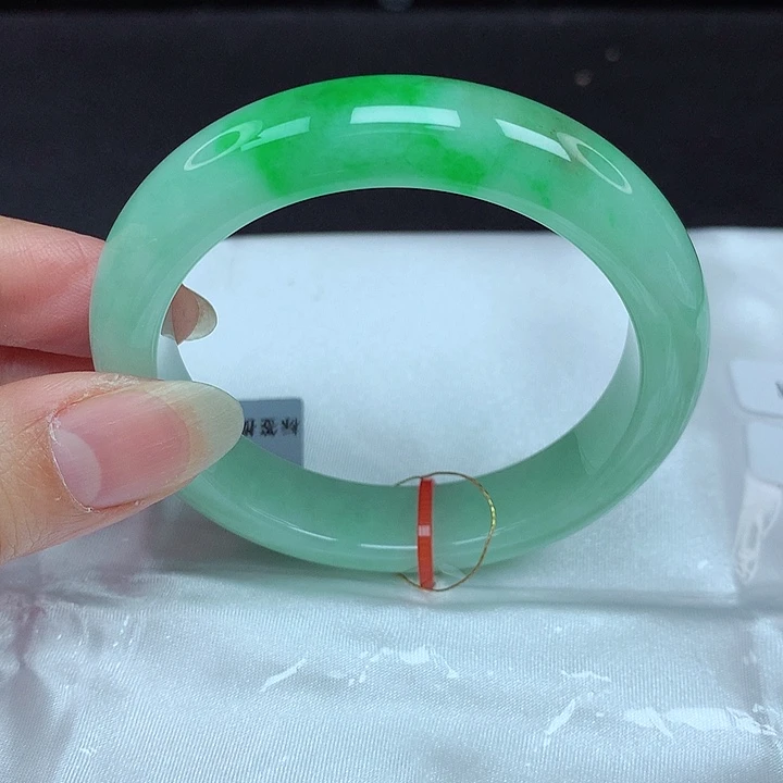 翡翠未镶嵌手镯52圈903