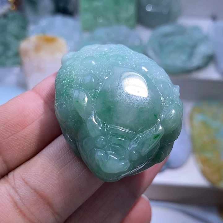 【闪购商品】翡翠未镶嵌颈饰111111111111