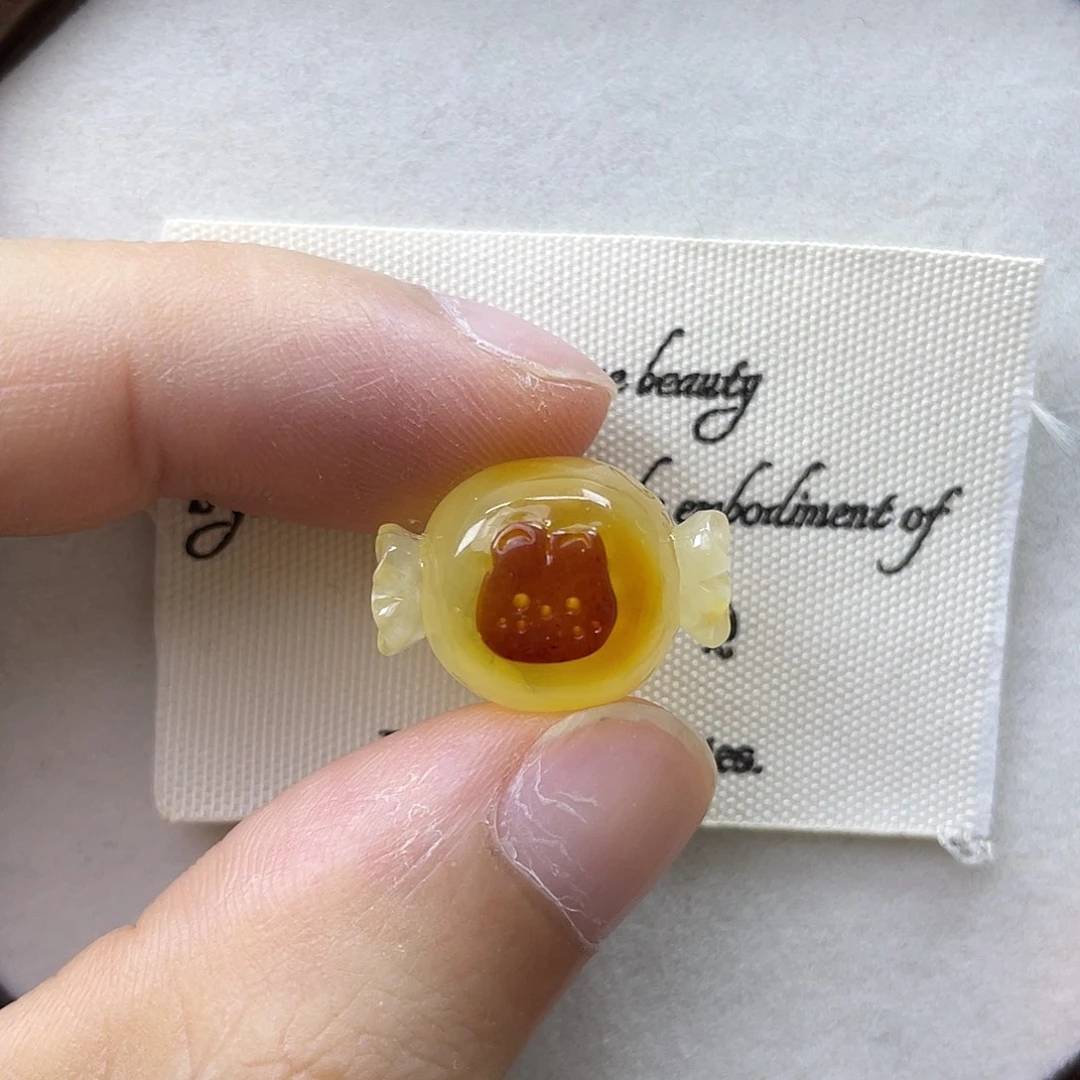 琥珀未镶嵌珠宝奇石