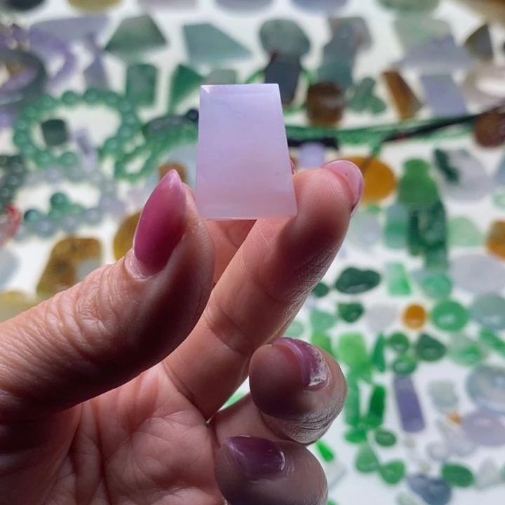 翡翠未镶嵌挂件天然翡翠