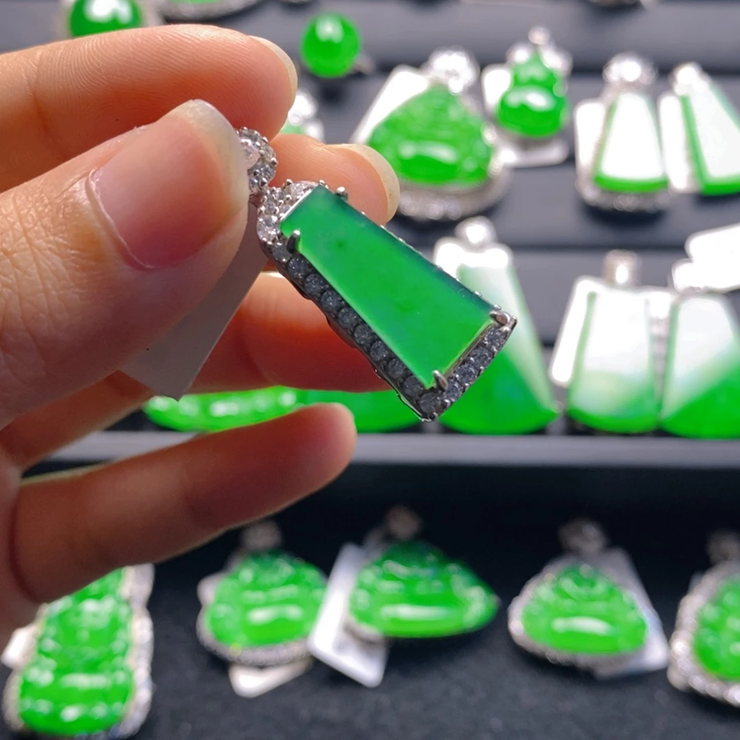 翡翠银S925镶嵌颈饰