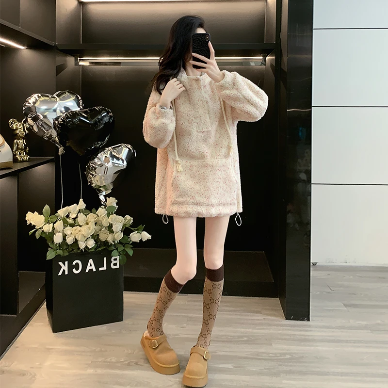 2025年新款时尚白色羊羔毛加绒卫衣女冬季慵懒风设计感小众厚外套